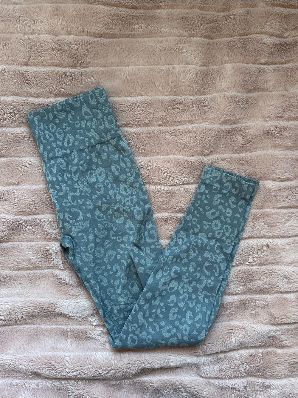 Grey Leopard Print Leggings